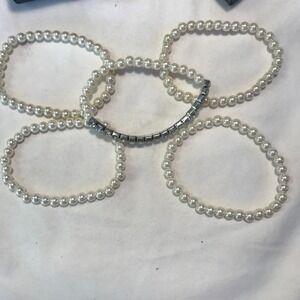 Avon Pretty Pearlesque and Rhinestone Stretch Bracelet Set New 2011
